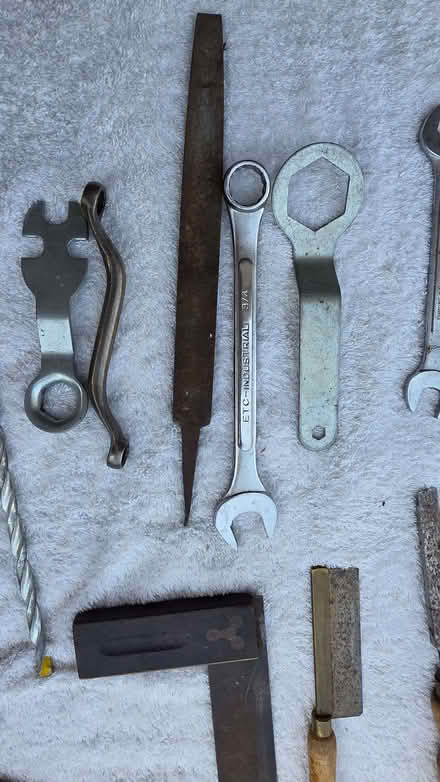 Photo of free A selection of 29 hand tools (Old Basing RG24) #3