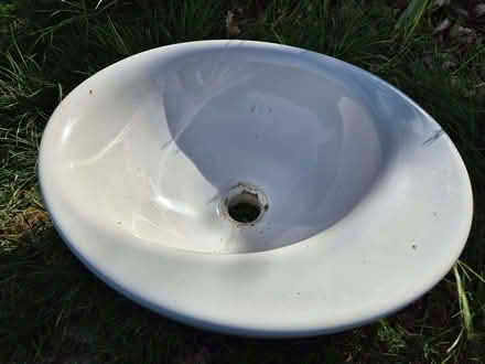 Photo of free Two oval white ceramic sinks / hand basins (Trumpington Ward CB2) #1