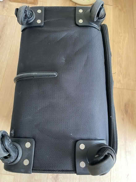 Photo of free Medium size suitcase (Bexleyheath DA7) #4