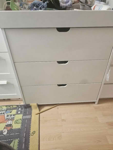 Photo of free Wardrobe plus Drawers wt changing (N16 Stoke Newington) #2