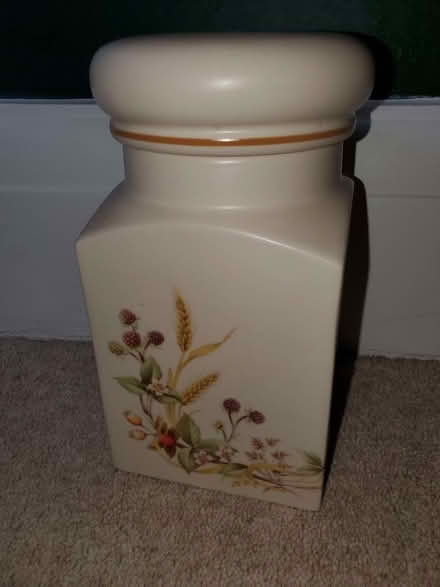 Photo of free Ceramic tea/food caddy (Moortown LS17) #1