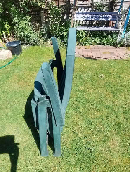 Photo of free Garden chair (Leamington near Asda) #3