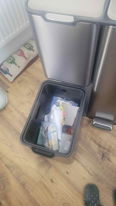 Photo of free M VM 3 compartment bin (South Norwood SE25 5RT) #2