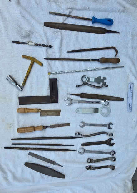 Photo of free A selection of 29 hand tools (Old Basing RG24) #1
