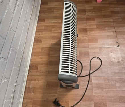 Photo of free Delonghi Electric Heater (Aldershot GU12) #3