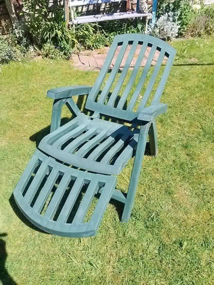 Photo of free Garden chair (Leamington near Asda) #2