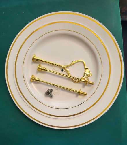 Photo of free 3 tier cake plate (plastic) (Drylaw EH4) #2
