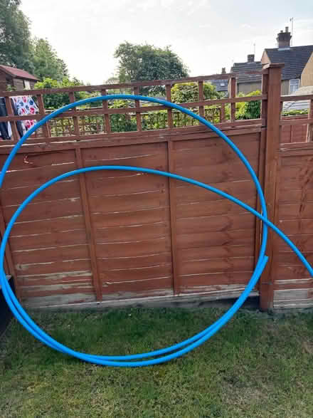 Photo of free 25mm mdpe blue pipe #2 (Wycombe Marsh HP11) #1
