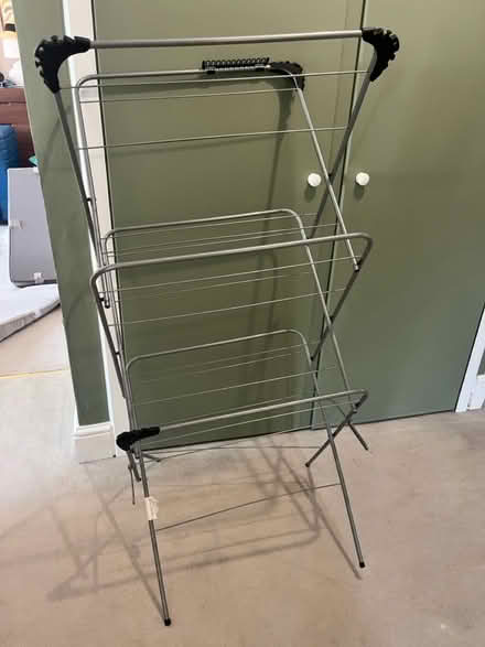 Photo of free Large clothes airer (broken leg) (Willesden Green NW2) #1