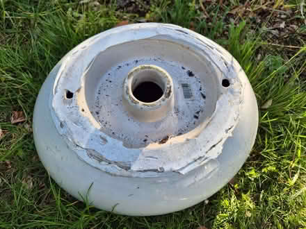 Photo of free Two oval white ceramic sinks / hand basins (Trumpington Ward CB2) #3