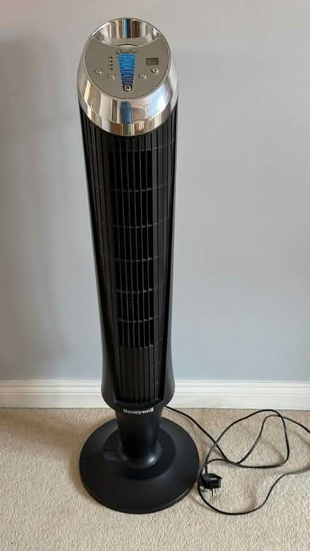 Photo of free Tower Fan (Wickford/Runwell SS11) #1