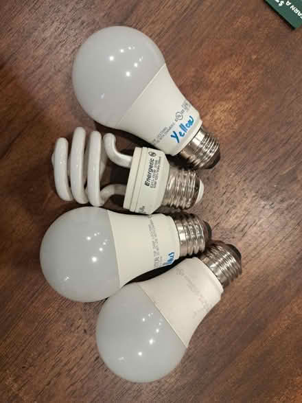 Photo of free Some light bulbs (Close to Cumberland School) #1