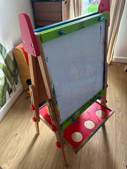 Photo of free Children’s Easel (Gracemount EH16) #1