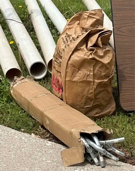 Photo of free Screened in Tent (Downers grove il) #1