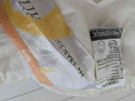Photo of free King size duvet/quilt (N19 archway) #1