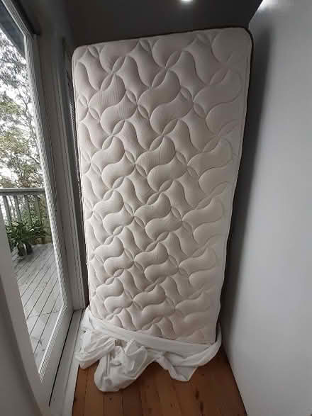 Photo of free Single size mattress and base (Charmhaven) #4