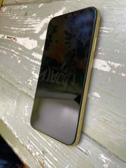 Photo of free iPhone 11 for parts (Hollingbury) #1