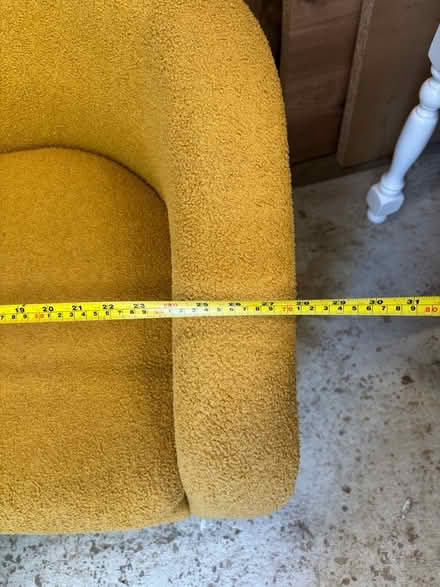 Photo of free Chair (Bh212lh) #2