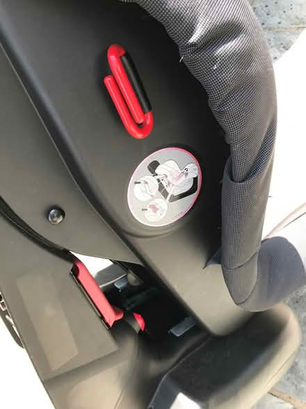 Photo of free Maxi-Cosi Toddler’s Car Seat (BR6) #4