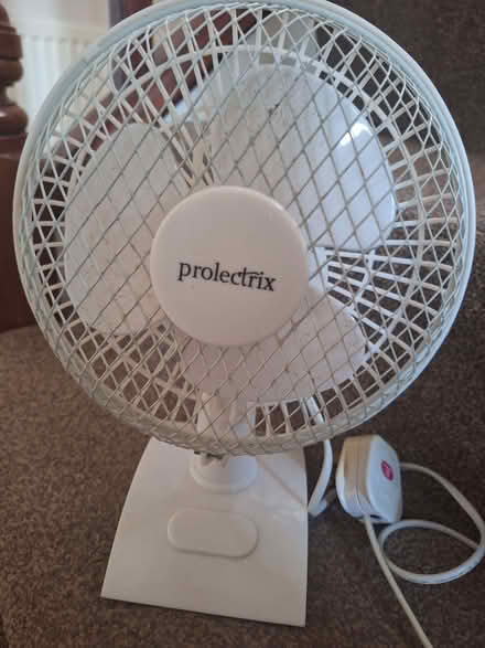 Photo of free Small electric fan (Swanley BR8) #1