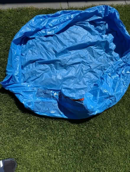 Photo of free Small paddling pool with inflatable sides (Astley Village PR7) #2