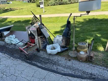 Photo of free At Curb: 4005 Moron Ave DG (Downers grove il) #3