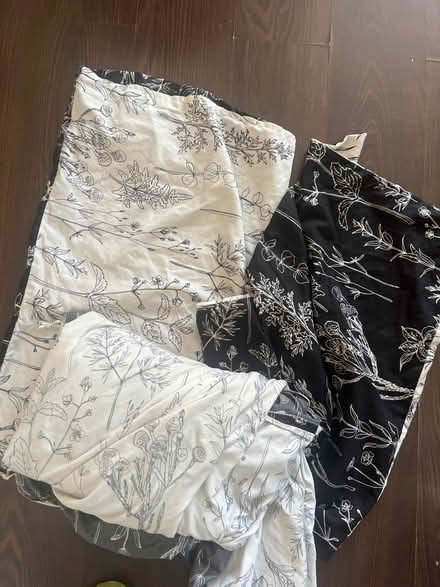 Photo of free Bedsheets, queen size bed (Limehouse E14) #1