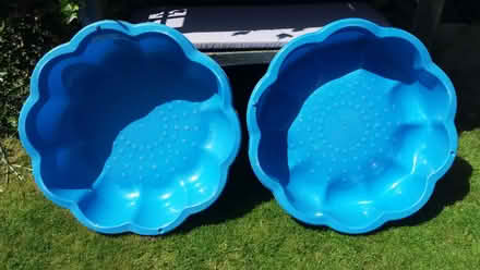 Photo of free Paddling Pool/Sandpit/Toys (Old Farm Park MK7) #1