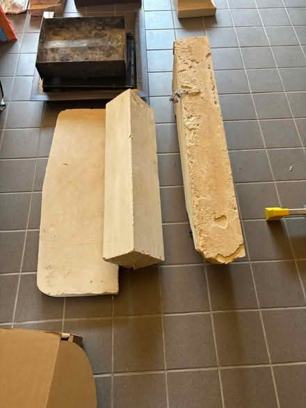 Photo of free Quantity of quality limestone (Long Hanborough OX29) #1