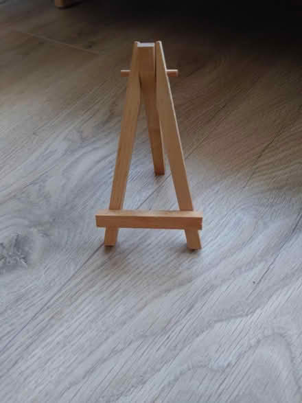 Photo of free Miniature easel (Coventry CV6) #2