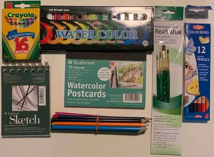 Photo of free Art supplies: watercolor, pencils (Union Square/Prospect Hill) #1