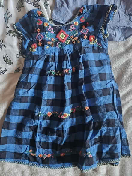 Photo of free Girl's dresses (CR0) #2