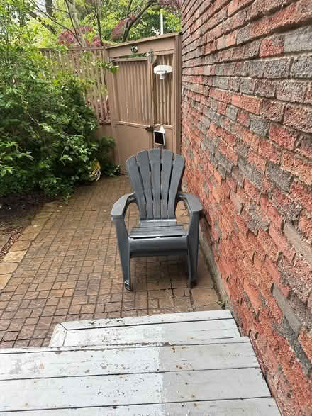 Photo of free Patio chairs (Meadowvale) #1
