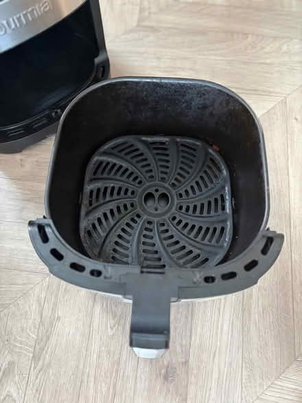 Photo of free Air Fryer (BR6) #4