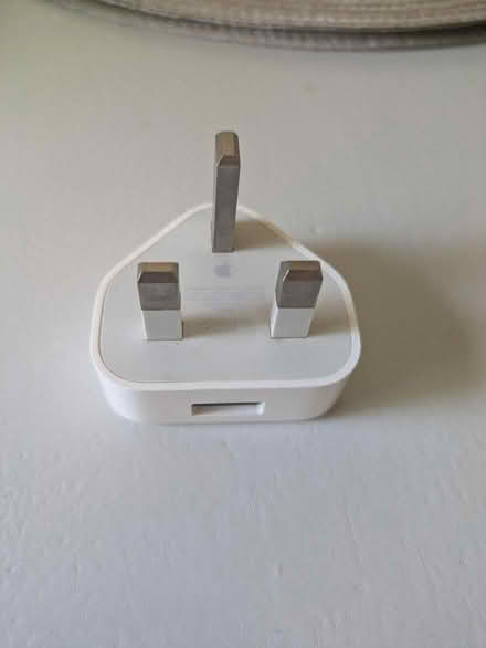 Photo of free Apple USB plug (Addlestone KT15) #1