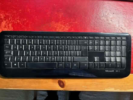 Photo of free Microsoft Wireless Keyboard 850 without dongle (Chesterton OX26) #1