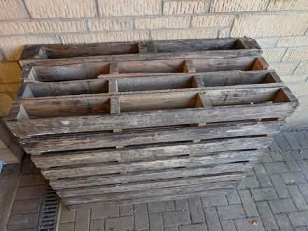 Photo of free 4 x wooden pallets (Frenchay BS16) #2