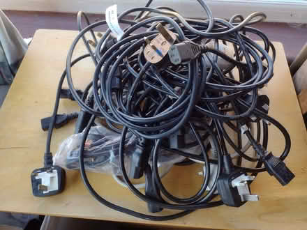 Photo of free Kettle leads, Horsell GU21 4XS (Horsell GU21 4XS) #1
