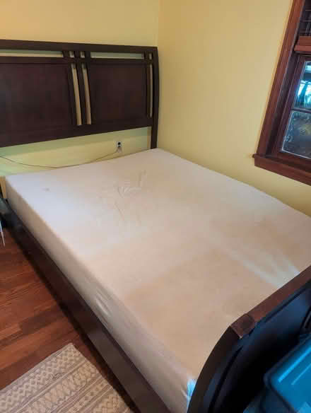 Photo of free Bedroom furniture (Braddock heights) #1