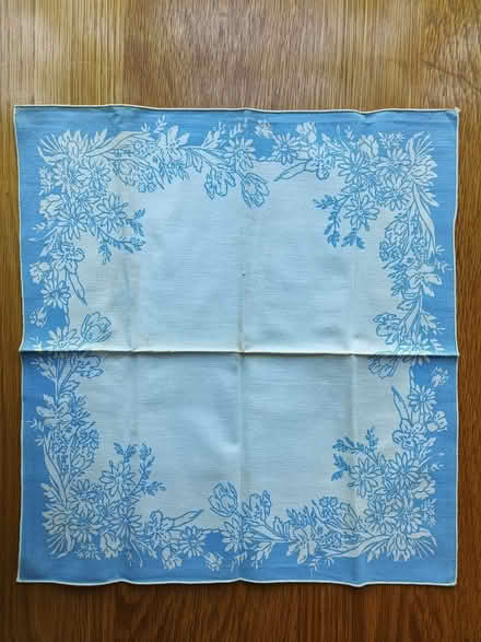 Photo of free Vintage linen tablecloths, napkins (Wallands Park BN7) #2