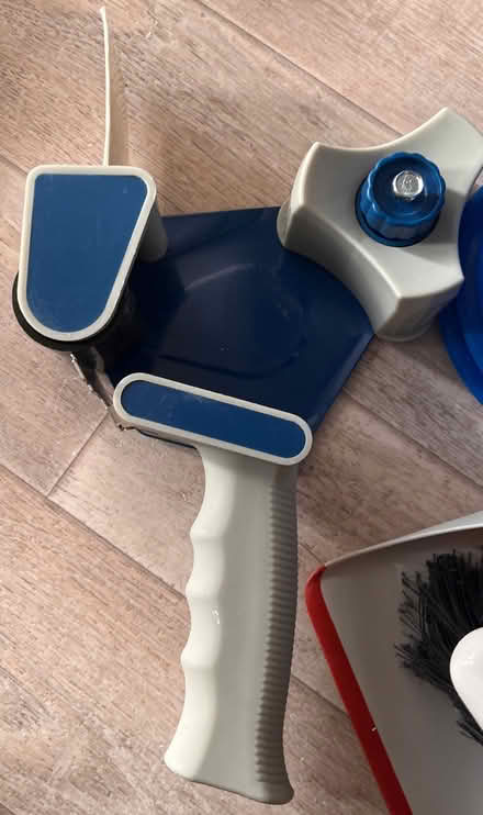 Photo of free Heavy-Duty Packaging Tape Dispenser Gun (Blue & Grey) (Beaconsfield HP9) #1