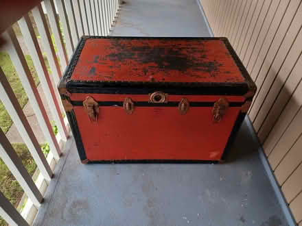 Photo of free Trunk (Bellevue BCC area) #2