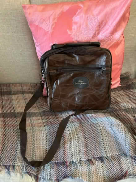 Photo of free Vintage Leather Travel Bag (East Barnet. EN4) #1