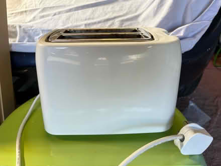 Photo of free 2 Slot Toaster (Cheltenham GL51) #2