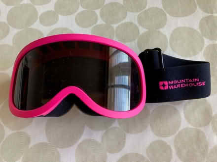 Photo of free Kids ski goggles (small) (Whitegrove RG42) #1