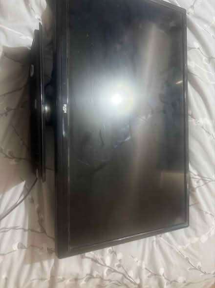 Photo of free bush smart tv 24” with built in dvd (no remote) (Rubery B45) #1