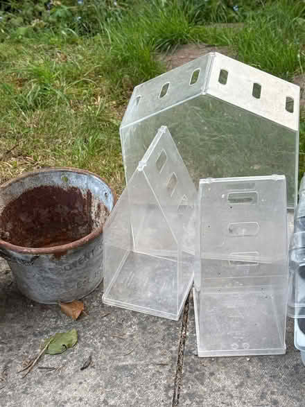 Photo of free Assorted plant pots, hanging basket (High Wycombe HP13) #3