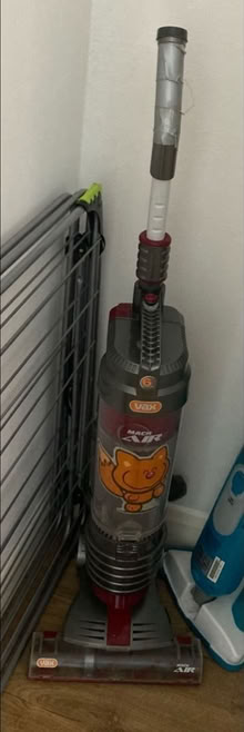 Photo of free Vax vacuum cleaner (Raynes park SW20) #1