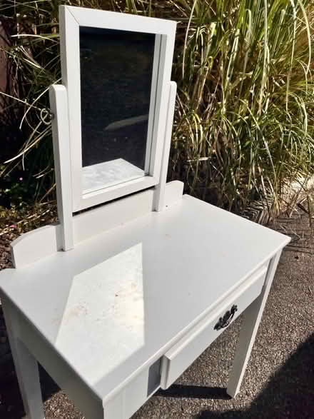 Photo of free Vanity table (Castlereagh) #1
