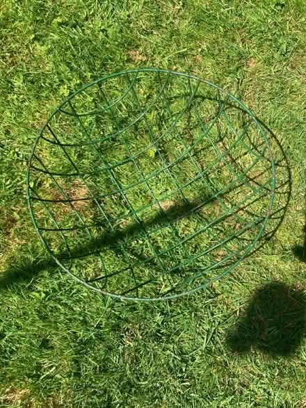 Photo of free 5 Hanging baskets (Ickenham) #3